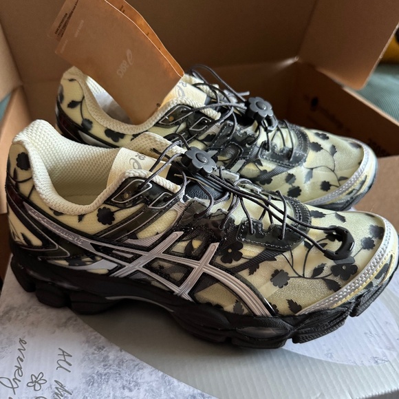 ASICS GEL-CUMULUS 16 SSCB SNEAKERS  the Signature Series with Cecilie Bahnsen - Picture 1 of 7